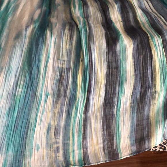 Tunic - Picture 4 of 4